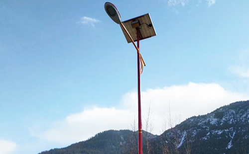 如何选择高质量的阿克塞太阳能路灯材料：全方位指南