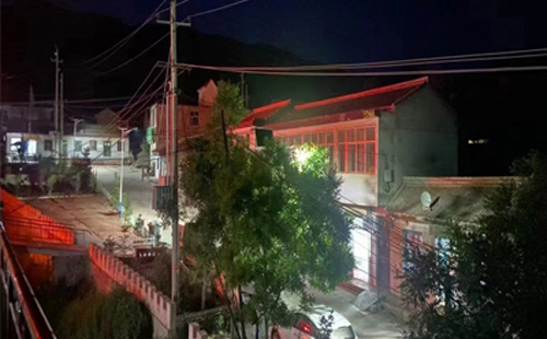 阿克塞太阳能路灯防雷接地做法详解